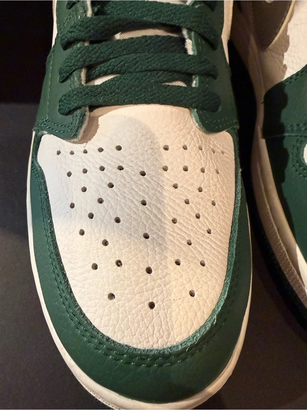 Jordan 1 retro High-Top Sneakers in gorge Green, White & Silver size 12.5